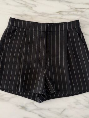 Stella McCartney Black Pinstripe High-Waist Tailored Shorts — Size IT 38 / US 4